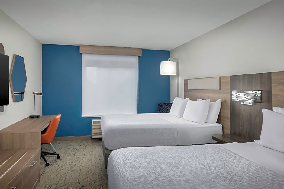 Holiday Inn Express & Suites Superior