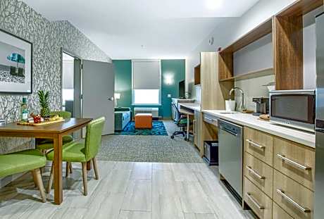 King Suite - Hearing Access/Non-Smoking