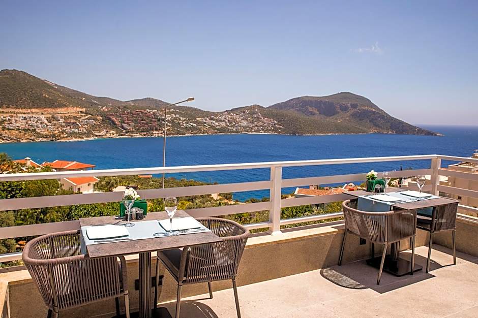 Kalkan Saray Suites Hotel