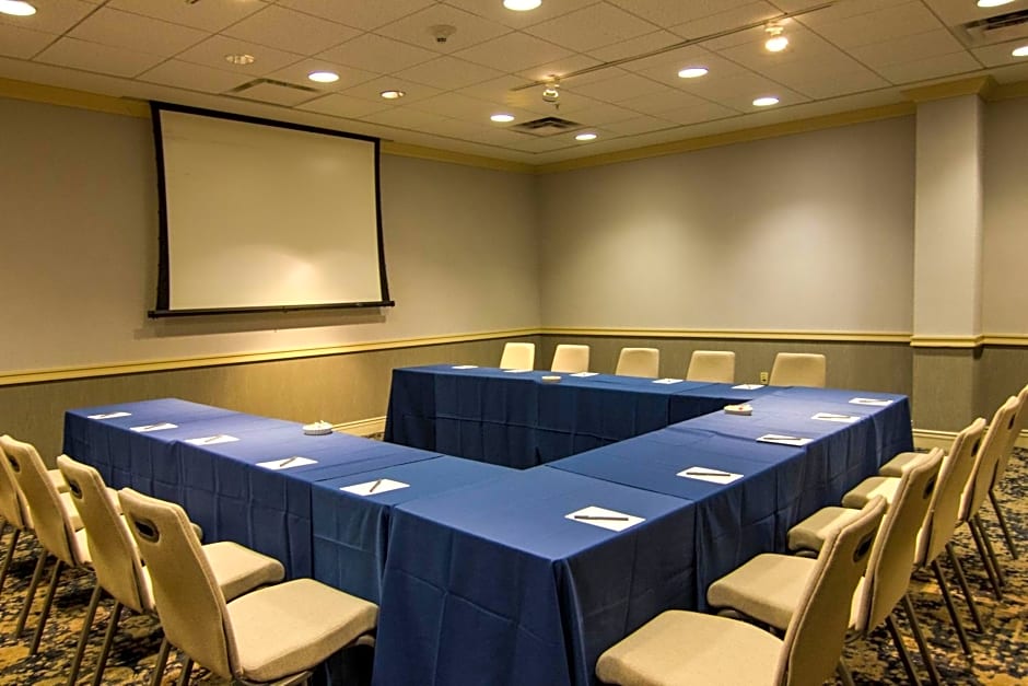 Crowne Plaza Syracuse, an IHG Hotel
