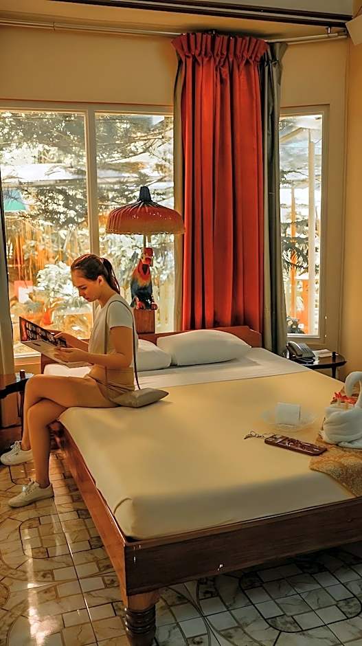 Deep Forest Garden Hotel