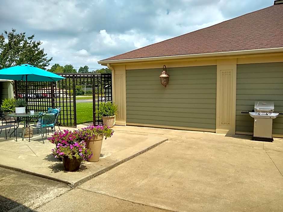 Southern Comfort Suites