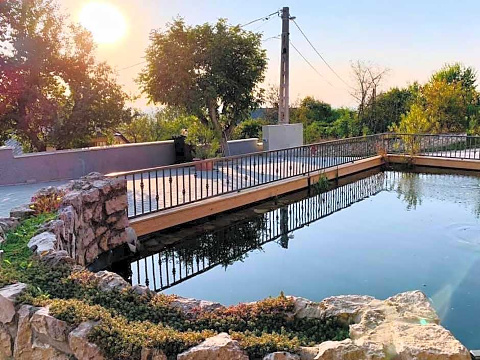 Fogadó a Két Tölgyfához