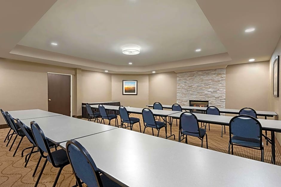 Comfort Suites Lafayette University Area