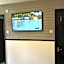 Tontine Hotel & Bar