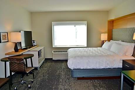 1 King Bed Standard