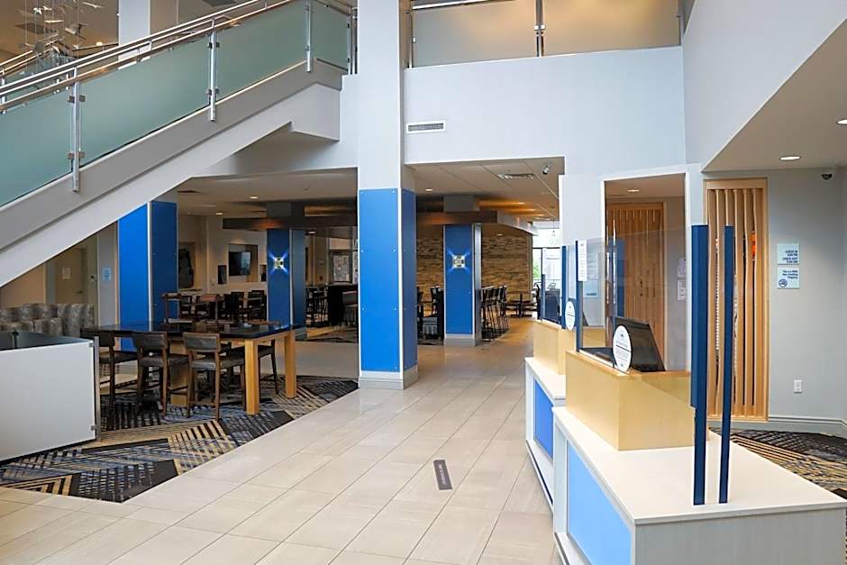 Holiday Inn Express And Suites Denver - Aurora Medical Campus By IHG