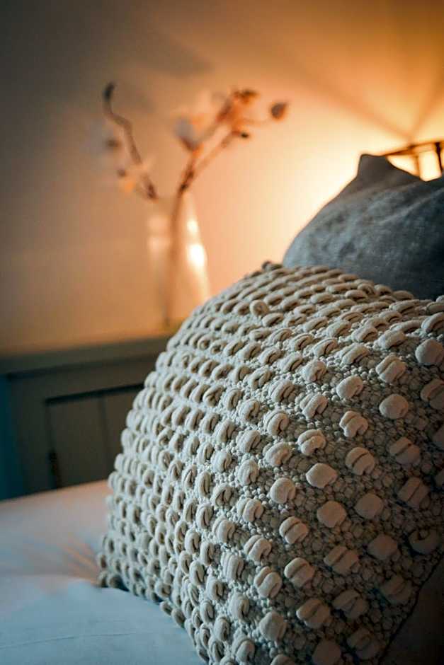 Lemon Tree Rooms - Newly Refurbished Coastal Stay