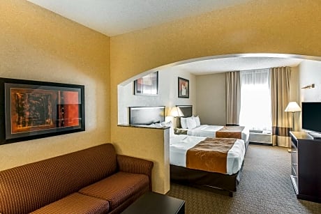 2 Queen Beds, Suite, Nonsmoking, Accessible