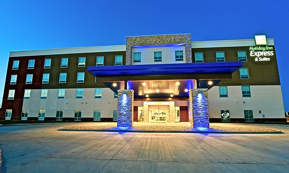 Holiday Inn Express & Suites - Perryville I-55, an IHG Hotel