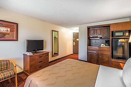 1 Queen Bed, Nonsmoking