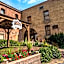 The Anniversary Inn - Fifth South