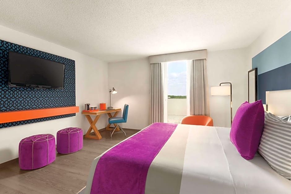 TRYP by Wyndham Isla Verde