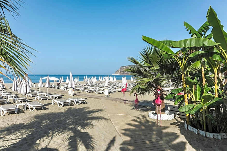 Blue Wave Suite Hotel