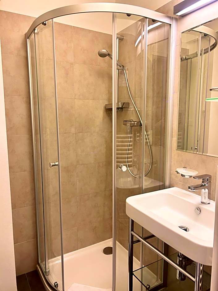 U Stare Pani - At the Old Lady Hotel