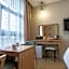 Elin Hotel