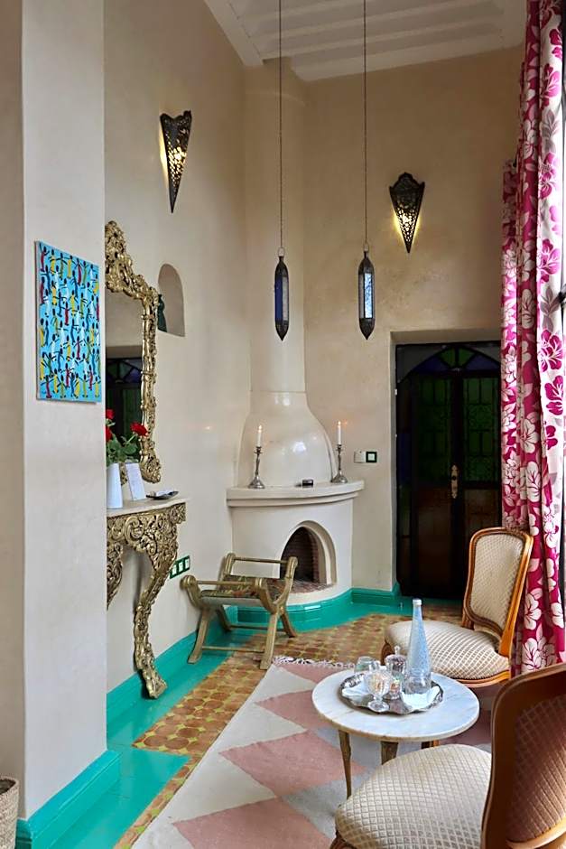 Riad ABBASSIA Marrakech Première - Authentic Medina Experience