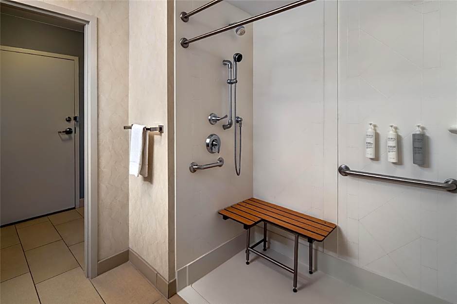 Photo 1 of 3 of 1 King Bed, Hearing/Mobility Accessible, Roll in Shower