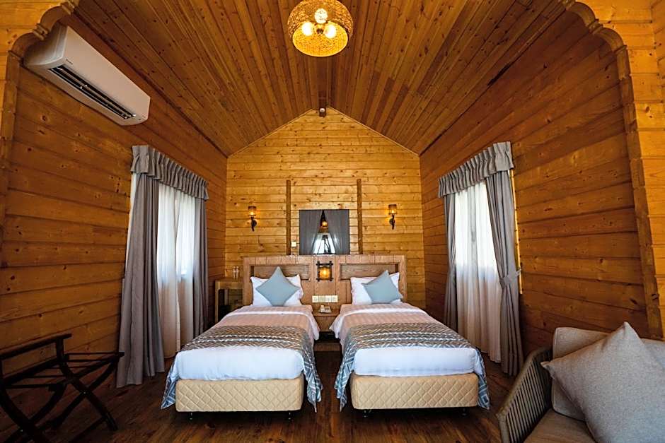 Foto 1 dari 7 — Premium 2 Beds Chalet, Sea View