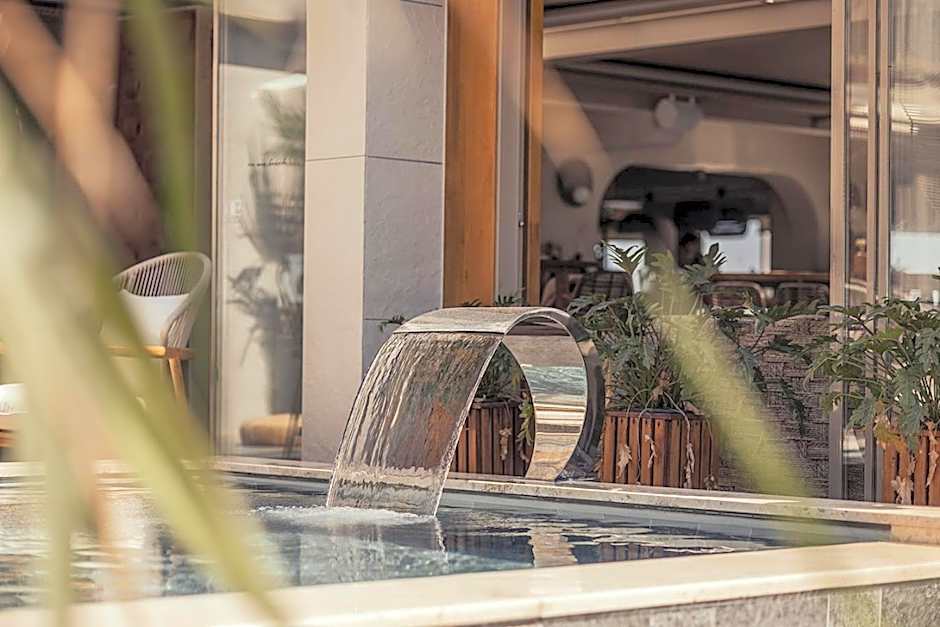 Sun Hotel By En Vie Beach