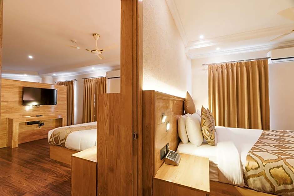 Photo 1 of 6 of Family Suite