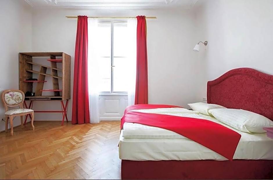 Hotel Pension Museum