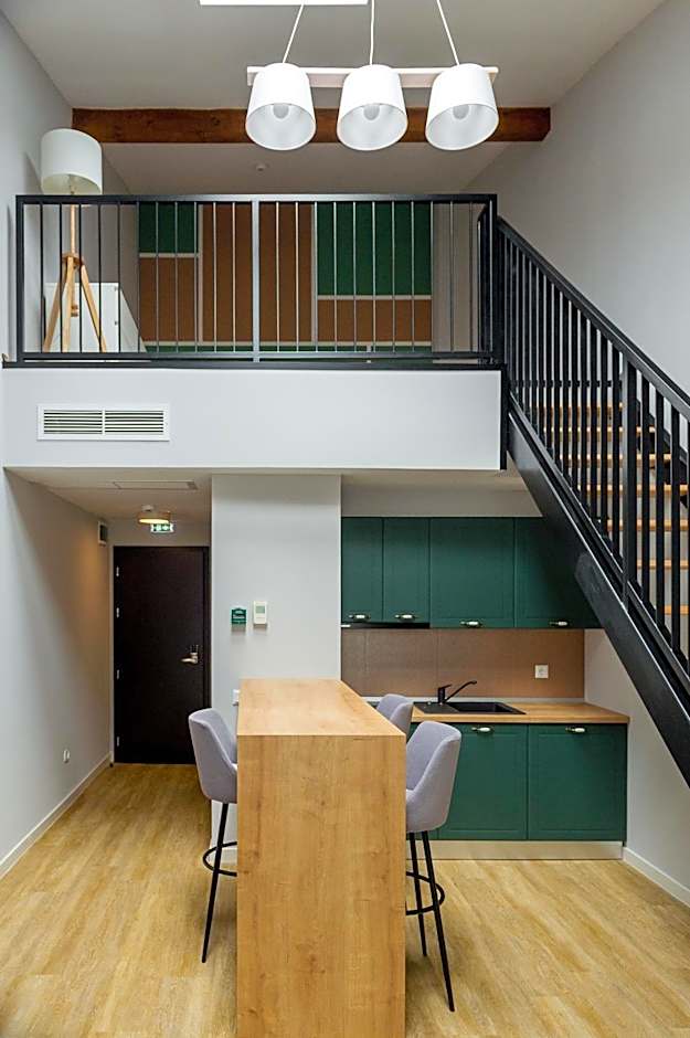 H11 Downtown Apartments