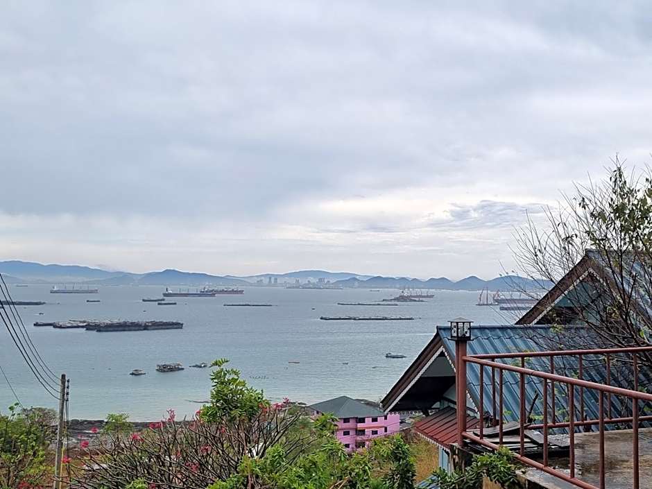 บ้านนางฟ้า เกาะสีชัง Baan Nangfa