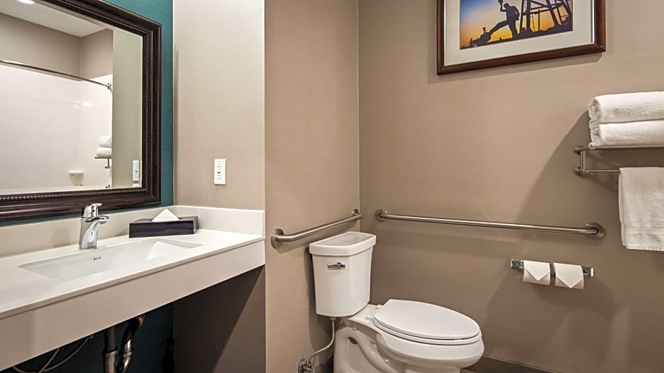Best Western Plus Taft Inn
