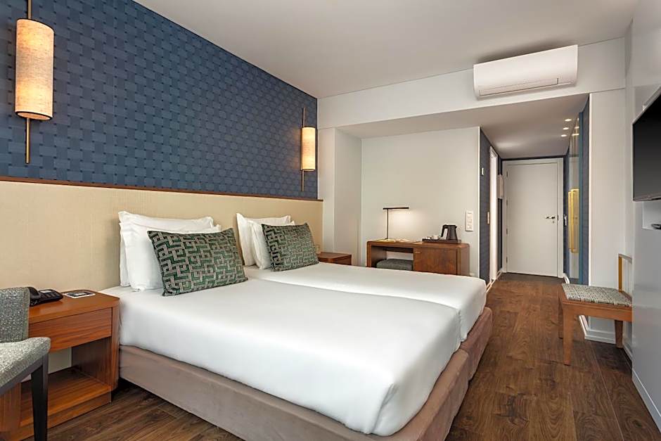 Photo 1 of 11 of Superior 2 Beds, City View