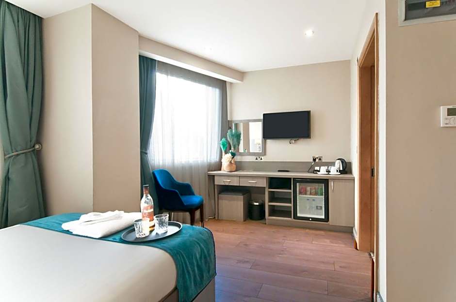 The Lion & Key Hotel