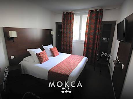Classic Double Room with Bath