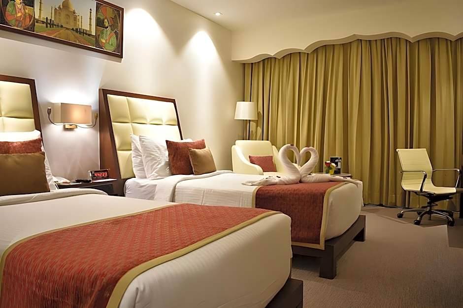 Saura Hotel, Agra- A Club Mahindra Associate