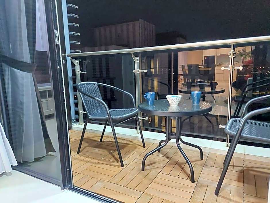 Ezzyhome Medini