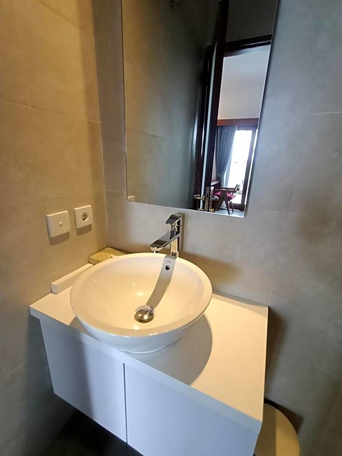 The Kd Suites & Coffee Shop