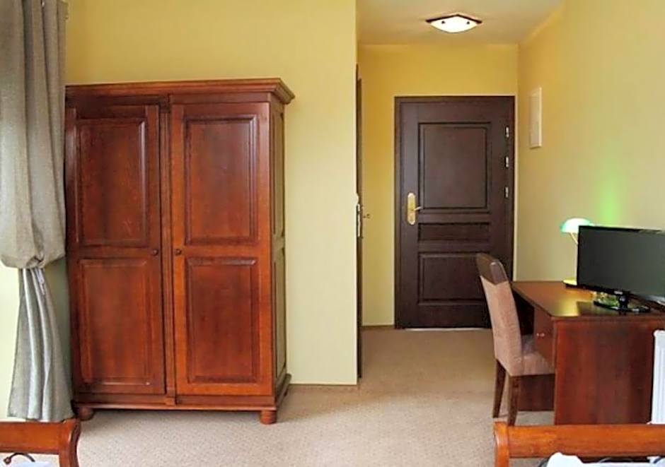 Stara Szkoła Boutique Hotel