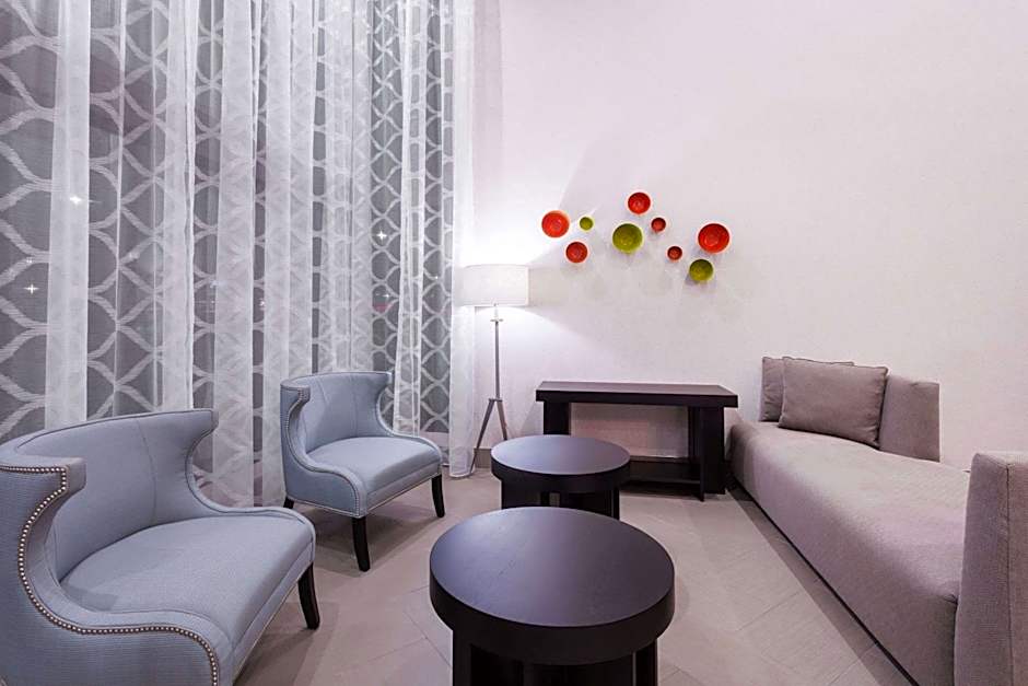 Ramada by Wyndham Tuscaloosa