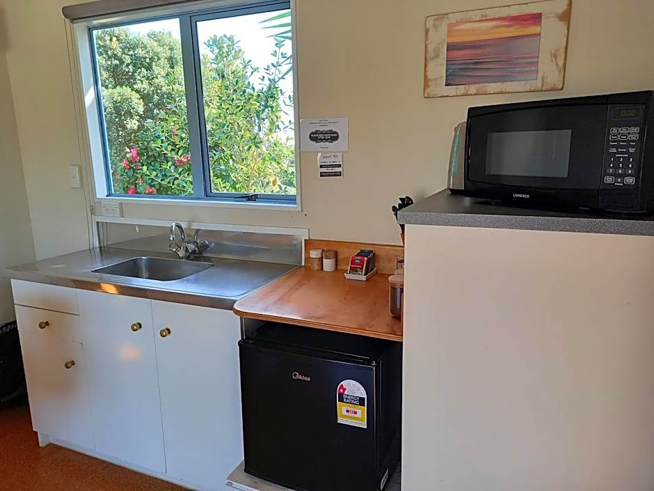 Raglan West Accommodation Units