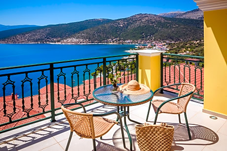 Two Bedroom Villa With Private Pool and Sea View