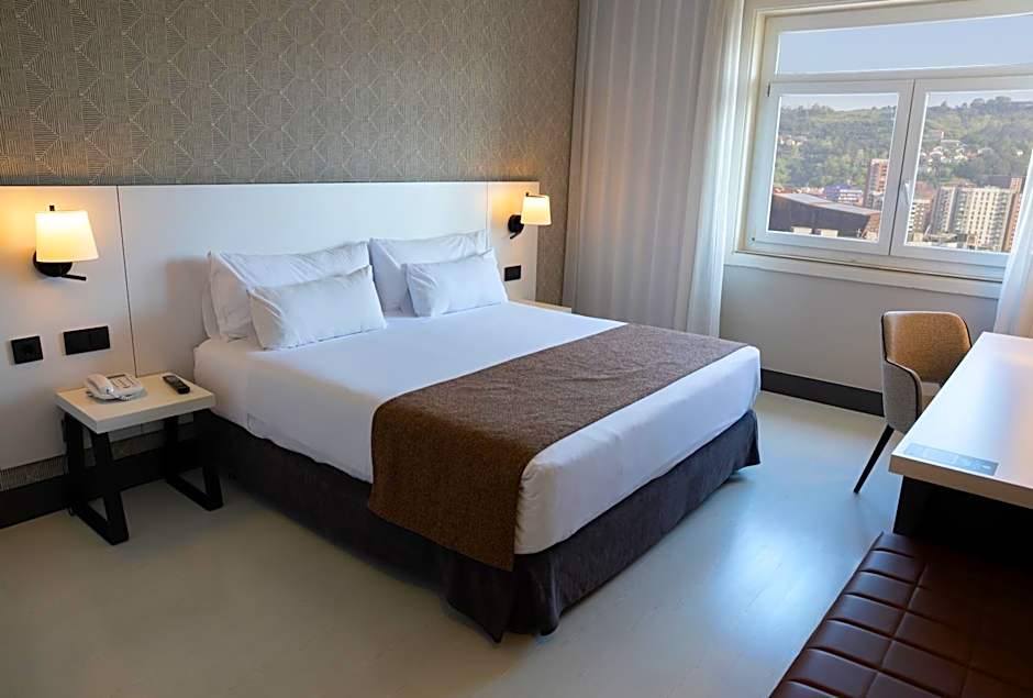 Hotel Ilunion Bilbao