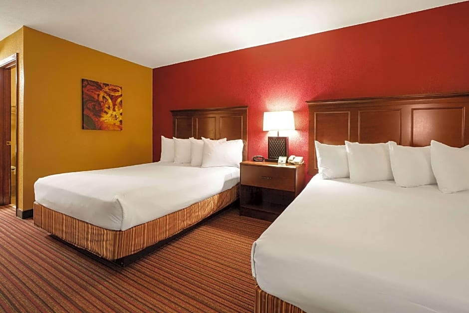 Quality Inn & Suites West Helena