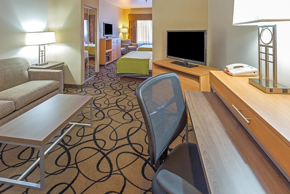 Holiday Inn Express & Suites Henderson, an IHG Hotel