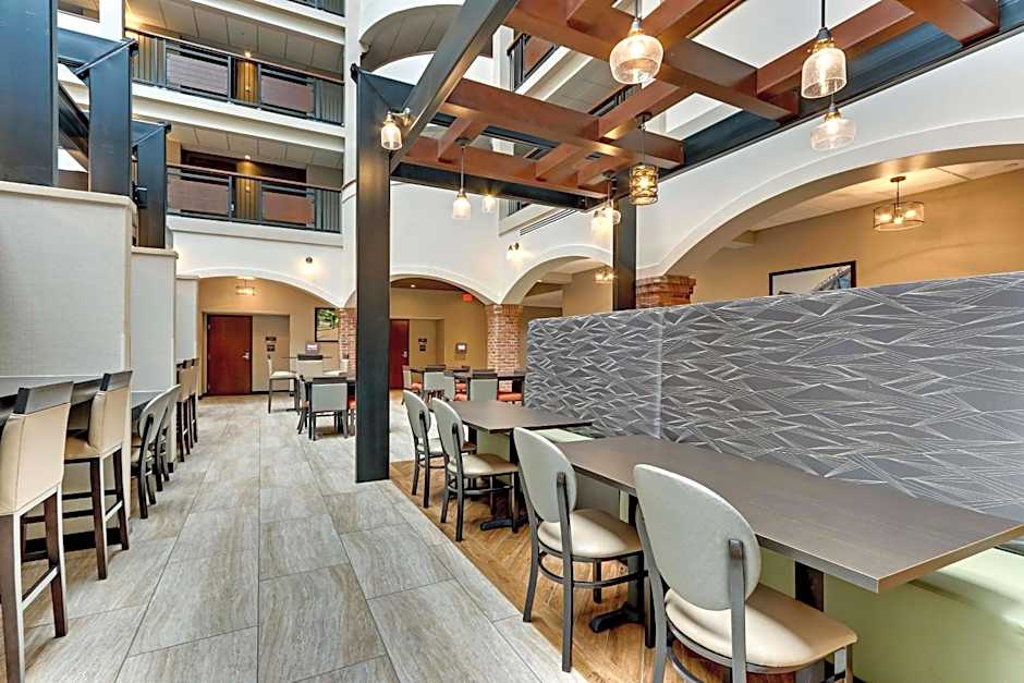 Drury Plaza Hotel St. Paul Downtown