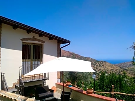 IL BALCONE SULLE ISOLE EOLIE