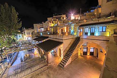 KONAK BEZİRHANE CAVE OTEL