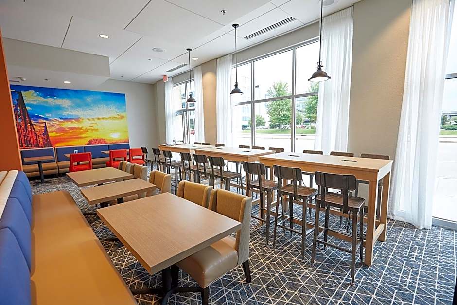 Gundersen Hotel & Suites