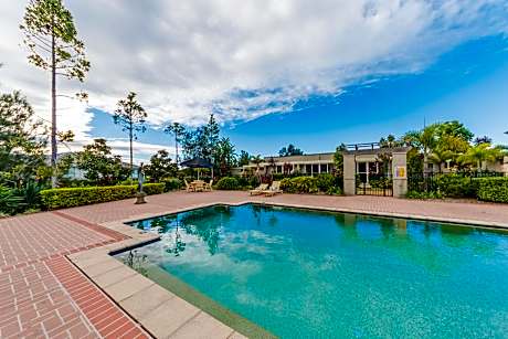 Harrington River Lodge