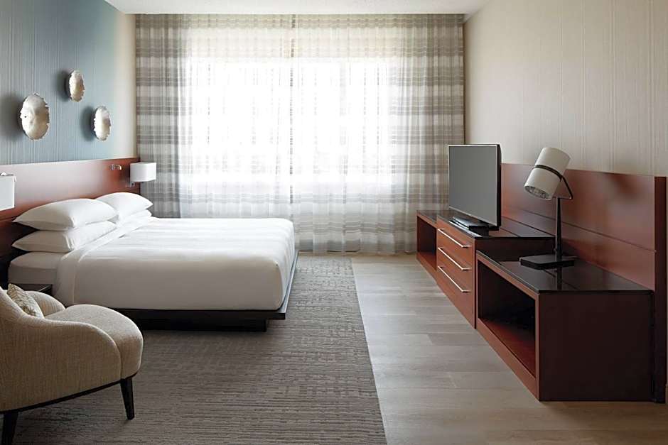 Montreal Airport Marriott In-Terminal Hotel