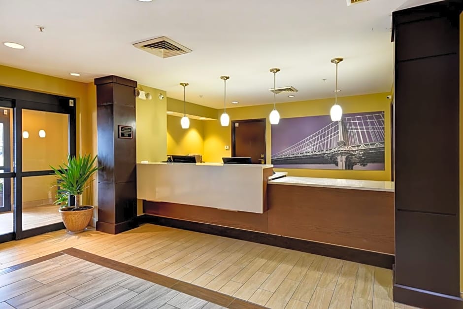 Staybridge Suites Grand Rapids-Kentwood By IHG