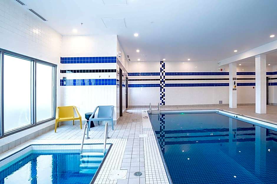 Sandman Hotel Calgary Airport